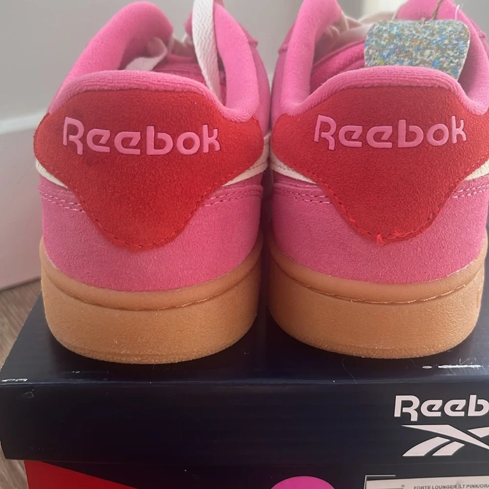 REEBOK Suede Forte Lounger Sneakers Pink Coral White Womens Size 8.5 NEW - Picture 10 of 11